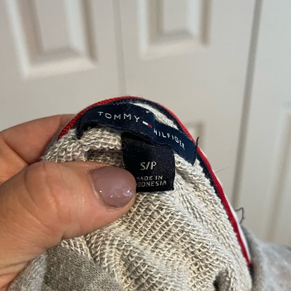 Grey sweatshirt - Picture 3 of 3